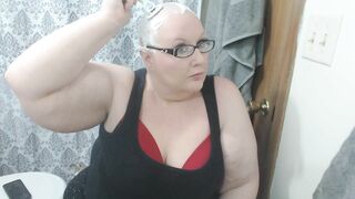 Sweet slave Cherry Savage Shaving her Fellatio with a Razor