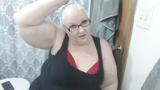 Sweet slave Cherry Savage Shaving her Fellatio with a Razor