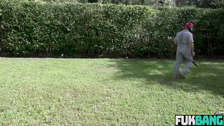 Skyla Novea Big Tit beauty House Ex-Wife Pounded The Gardener