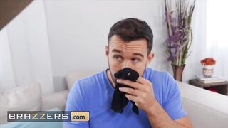 (Codi Vore) Fucks (Will Pounder) To Figure Out If He