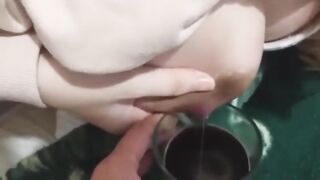 Goddess and Yummy Breast-milk Coffee