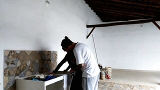 I boned the maid while she washes