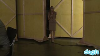 Dagfs - Nicole Ray Bends Over To Performance You The