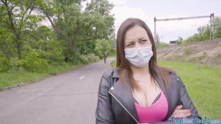 Real big tit hoe cuts facemask to offer blowjob outside