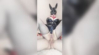 Kinky Bitch Riding her Booty on my Cock