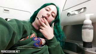 PRINCESS KIRA AIRPLANE MASTURBATION