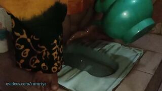 it's Shower time with Beautyfull Maid