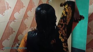 it's Shower time with Beautyfull Maid