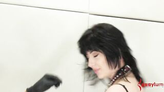 Bondage whore ride fake-cock cock