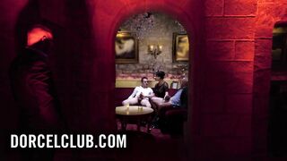 3 Way with bourgeois Anna Polina