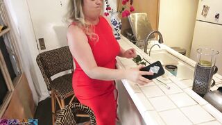 Stepmom gets pics for anniversary of secretary sucking off hubby's cock