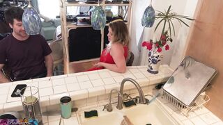 Stepmom gets pics for anniversary of secretary sucking off hubby's cock