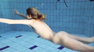 Nastya decided to do erotics underwater