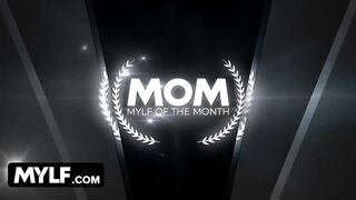 Superb Mom With Crazy Sexy Body Surprises A Sailor With A