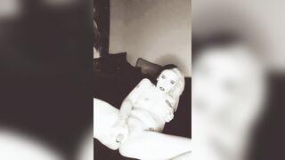 Lusty House Wifey Having Fun with her Twat