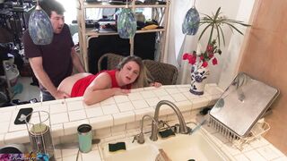 Stepmom Gets Pics for Anniversary of Secretary Sucking Off Hubby's Cock so she Fucks her Stepson