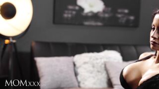 MOMxxx Dark Haired cougar Bianka Blue and Leanne Lace Romantic Lesbo Sex inside Panties