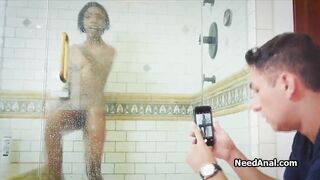 Fundendo gostoso a Novinha