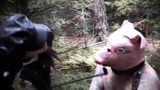M.Madeleine Piras fucks a mega vibrator pig in the woods