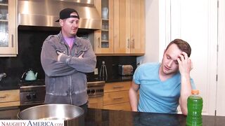 Sensual America - Veronica Avluv gets a wet juicy creampie