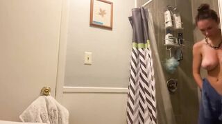 Hidden Shower 21 - Nice Body