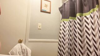 Hidden Shower 21 - Nice Body