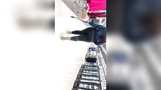 Some like to show off late night Pawg instant bender