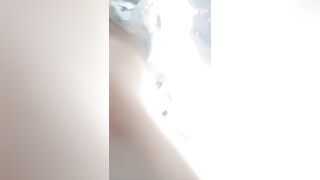 uspkirt venezolana con hijo