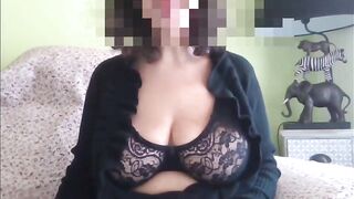 Una casalinga italiana con delle belle tettone