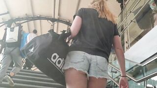 Candid upshorts ass cheeks
