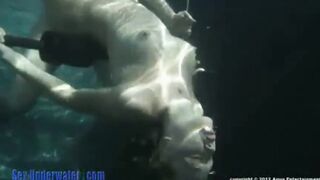 Underwater Sex