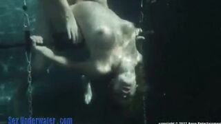 Underwater Sex