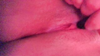 Chubby White bimbos offer herself Pulsating Orgasm