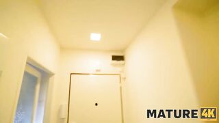 MATURE4K. Electrician scores luxurious older client with long natural breasts