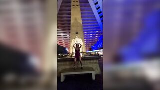 Vegas bimbos Gets Double Pounding Penetration! 