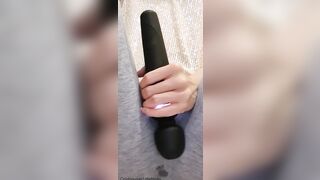 Muslim cunt with mouth Masturbating on Yoga Leggings and Squirt so Rough
