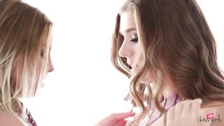 Cunt Couple Alex Chance and Britney Amber make each Other's Cunts Cream!