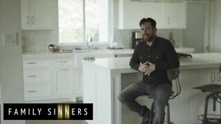 (Scarlit Scandal) Persuades (Tommy Pistol) To Performance Her How Talented