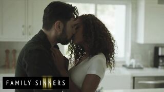 (Scarlit Scandal) Persuades (Tommy Pistol) To Performance Her How Talented