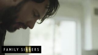 (Scarlit Scandal) Persuades (Tommy Pistol) To Performance Her How Talented
