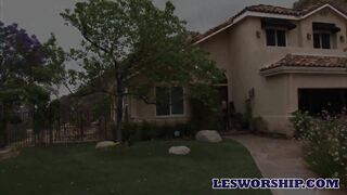 Eighteen Working out Turns inside Lesbo Strokes and Sex Party