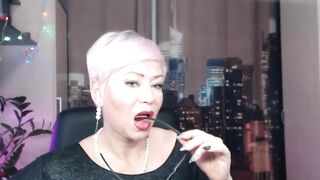 Depraved older whore AimeeParadise masturbates with carrots on Boss Order!