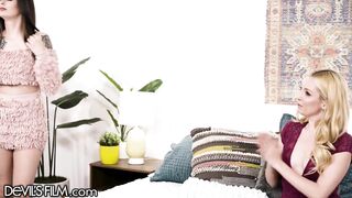 Aaliyah Love Shows Step-Daughter Maddy may how to Masturbate
