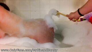 Soapy Red Head Gets Booty Spanked & Finger Fuck inside Tub *real Amatuer*
