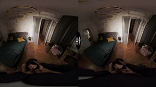 DARK ROOM VR - Jessy Jey makes an Appearance