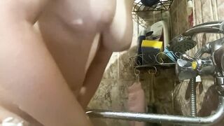 Vagina Kiss