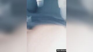 Mujer Musulmana De Ojos Azules Se Masturba y Enseña Su Enorme Culo En Videollamada.
