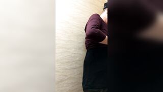 Follow cougar inside chick's Toilet to Pissing