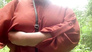 Risky PUBLIC Outdoor Masturbation/ Amateur cougar had REAl ORGASM Solo Masturbation Soak Snatch into Park