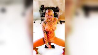 JOI Snapchat Barbie Squirts and Jizzes